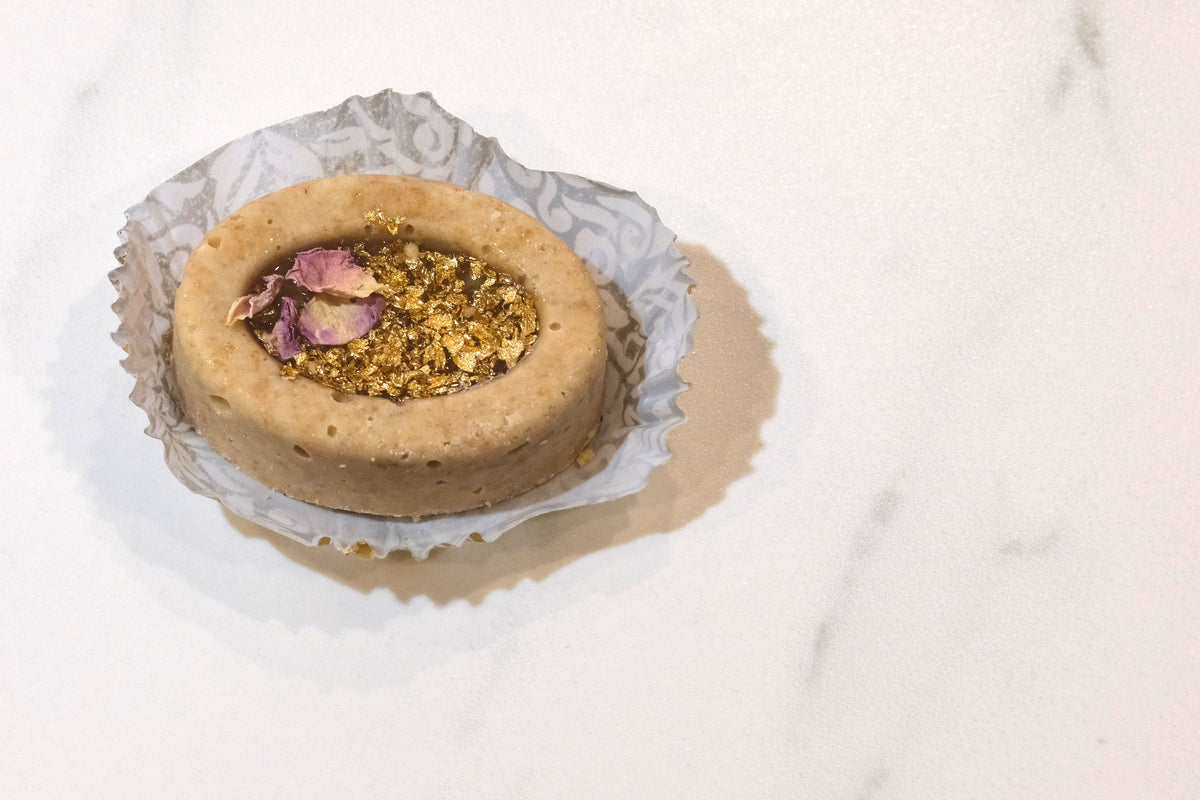 23ct Edible Gold Leaf Small Flakes - 2 Grams