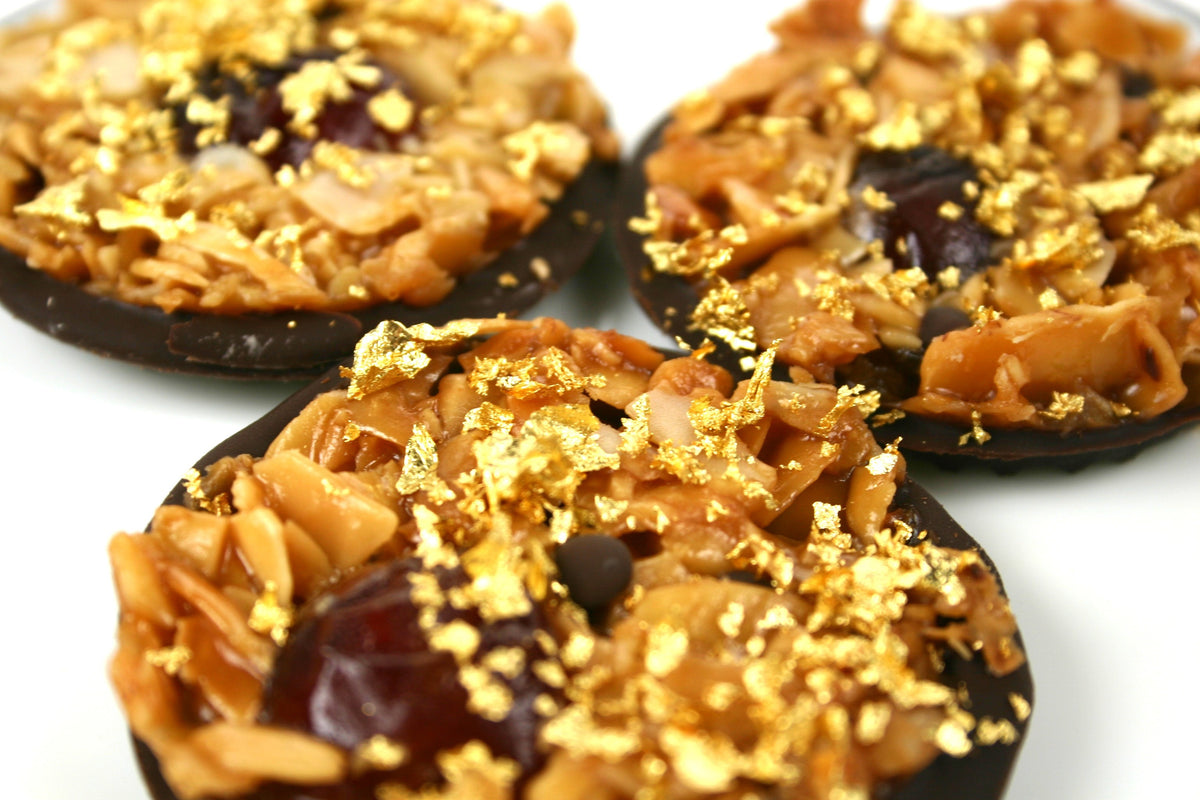 23ct Edible Gold Leaf Small Flakes - 30mg (100 Favours)