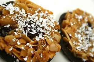 Silver Genuine Flakes 20 Favours