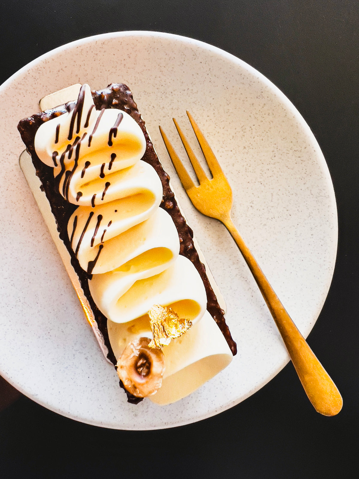 23ct Edible Gold Leaf Large Flakes - 1 Gram